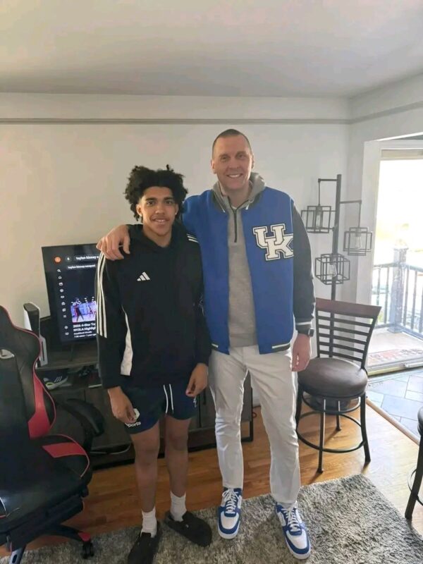 Newport, Kentucky’s Tay Kinney,  is currently being recruited by Arkansas, Indiana, Kansas, Louisville, Oregon, Purdue, Texas, and of course Kentucky.