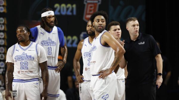 La Familia’s TBT opener was a blowout. And a couple of ex-Cats found redemption Lexington Herald-Leader, Kentucky