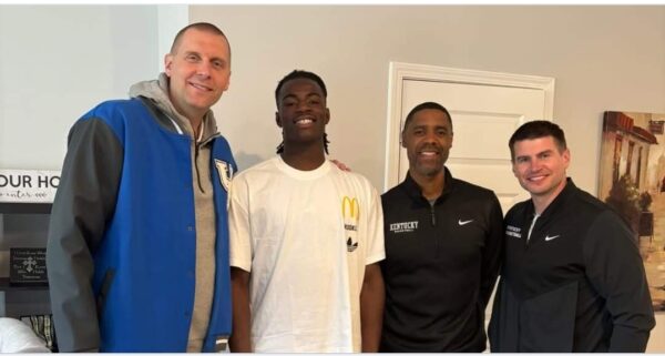 Kentucky target Caleb Holt is moving back his official visit with the Wildcats.  The 5-star SG is ranked No. 7 overall in the 2026 recruiting class.