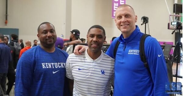 Mark Pope and Kentucky coaches visit 3 high school recruits”